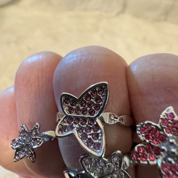 The Mariah Carey Collection Set of 4 Flower and Butterfly rings. Size5. Pink New - Picture 9 of 9